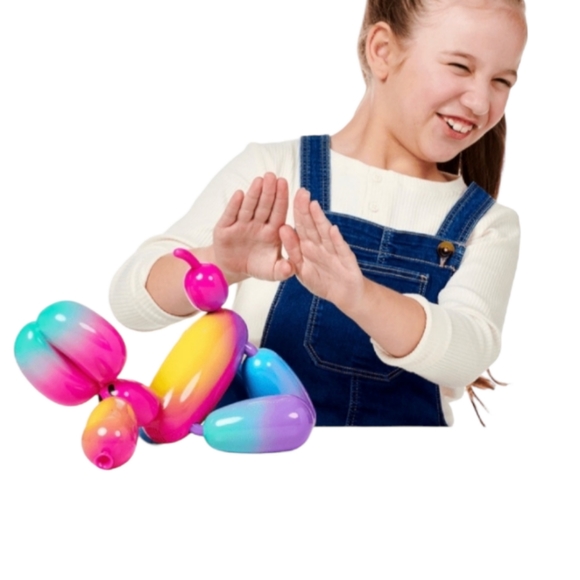 Squeakee The Balloon Dog Interactive Pet - Picture 5 of 6